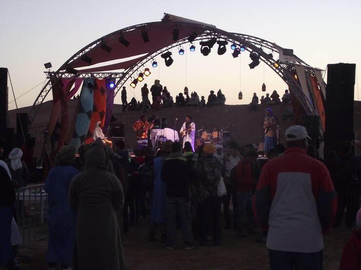 The stage of the Taragalte Festival in M'hamid